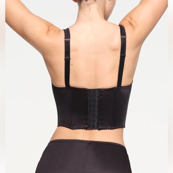 SKIMS Stretch Satin Lace cropped Corset M black (SK0032) - Picture 6 of 8
